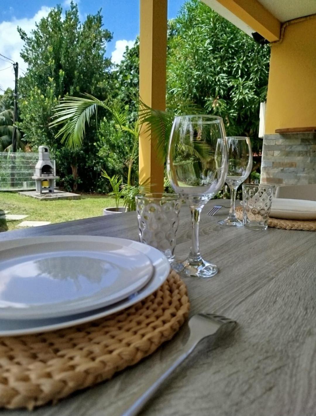 Magnifique Villa tout confort avec jardin Le Lamentin Extérieur photo